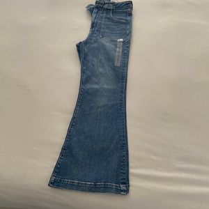 New American Eagle Super Hi-Rise Flare Jeans